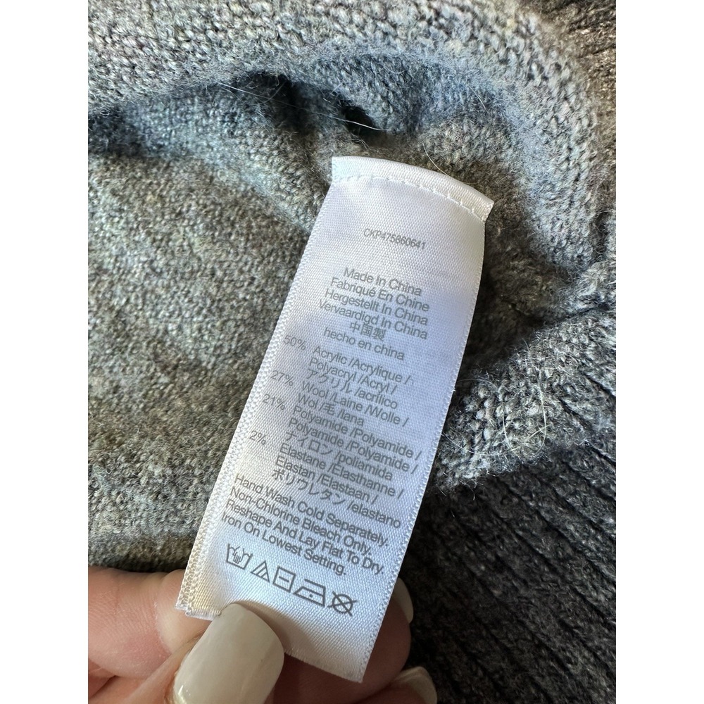 Madewell Donegal‎ Bartlett V-Neck Pullover Sweater in Coziest Yarn Gray Size L - Picture 9 of 12